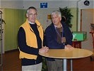Admiral Johnson, l., und General Reinhardt. (Bild öffnet sich in einem neuen Fenster)