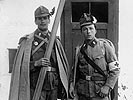 Zwei Alpinisten der k. k. Landwehrgebirgstruppe / Blessiertentruppe. (Bild öffnet sich in einem neuen Fenster)