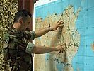 In der Operationszentrale wird die Lagekarte geführt.