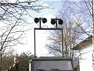 ...und ein Lauptsprecherwagen kommen zum Einsatz. (Bild öffnet sich in einem neuen Fenster)