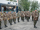 Daneben spielte die Militärmusik... (Bild öffnet sich in einem neuen Fenster)