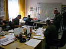 Die Beurteilung der Lage erfolgt im Team. (Bild öffnet sich in einem neuen Fenster)
