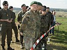 ...sowie die Führung der Panzerbrigade 30 aus Deutschland. (Bild öffnet sich in einem neuen Fenster)