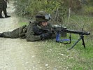 Ein Österreicher bringt sein MG 74 in Stellung. (Bild öffnet sich in einem neuen Fenster)