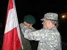 General Gardner ehrt erfolgreiche Österreicher. (Bild öffnet sich in einem neuen Fenster)