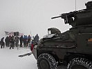 Radpanzer "Valuk" fahren zur Verstärkung vor. (Bild öffnet sich in einem neuen Fenster)