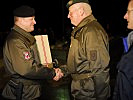Generalleutnant Höfler gratulierte zur hervorragend durchgeführten Übung. (Bild öffnet sich in einem neuen Fenster)