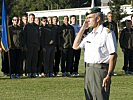 Brigadier Herke begrüßt die Militärsportler aus.. (Bild öffnet sich in einem neuen Fenster)