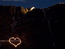 Ein "herzliches" Bergfeuer verabschiedet die EURO 2008 aus Innsbruck. (Bild öffnet sich in einem neuen Fenster)
