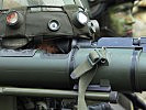Auch Panzerabwehrrohre kommen zum Einsatz. (Bild öffnet sich in einem neuen Fenster)