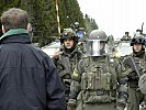 Die Soldaten der Task Force treffen auf authentische Umstände. (Bild öffnet sich in einem neuen Fenster)