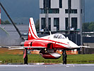 Einer der Jets auf dem Militärflughafen. (Bild öffnet sich in einem neuen Fenster)