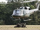 Dort marschieren die Kräfte Richtung Angriffsziel ab. (Bild öffnet sich in einem neuen Fenster)