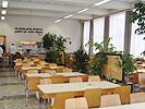 Der Speisesaal der Kaserne wird ebenso in Schuss gehalten... (Bild öffnet sich in einem neuen Fenster)