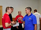 Coaches unter sich. (Bild öffnet sich in einem neuen Fenster)