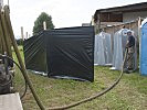 Mehrmals täglich werden die mobilen WC-Anlagen von Spezialfirmen geleert. (Bild öffnet sich in einem neuen Fenster)