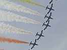 ...und der Frecce Tricolori aus Italien. (Bild öffnet sich in einem neuen Fenster)