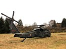 Neben S-70 "Black Hawk"... (Bild öffnet sich in einem neuen Fenster)