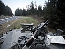 Blick vom Platz des Bordschützen eines Kampfpanzers "Leopard" 2A4. (Bild öffnet sich in einem neuen Fenster)