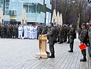 In seiner Ansprache gratulierte Generalmajor Dieter Heidecker den Teams. (Bild öffnet sich in einem neuen Fenster)
