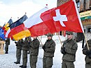 Die Fahnen der teilnehmenden Nationen. (Bild öffnet sich in einem neuen Fenster)