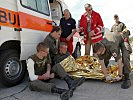 Verbrennungen müssen abgedeckt werden. (Bild öffnet sich in einem neuen Fenster)