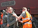 Der Rette- und Bergezug bereitet sich auf ein Training vor.