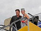 Rekordspringer Felix Baumgartner steht seinen Fans zur Verfügung. (Bild öffnet sich in einem neuen Fenster)