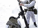 Auch schwere Waffen wie z.B. Granatwerfer... (Bild öffnet sich in einem neuen Fenster)