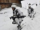 Deutsche Soldaten des Gebirsjägerbataillons 233 bei der "Capricorn". (Bild öffnet sich in einem neuen Fenster)