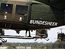 Agusta Bell 212, ein mittlerer Transporthubschrauber des Bundesheeres. (Bild öffnet sich in einem neuen Fenster)