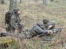 Maschinengewehr-Trupps... (Bild öffnet sich in einem neuen Fenster)