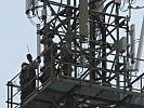 Ein Beobachtungsposten wird am Turm eingerichtet. (Bild öffnet sich in einem neuen Fenster)