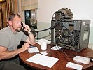 Am Kompaniegefechtsstand ist die Verbindung zum Bataillon hergestellt. (Bild öffnet sich in einem neuen Fenster)