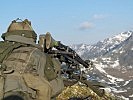 Einsatz eines MG 74 mit Lafette im Gebirgskampf. (Bild öffnet sich in einem neuen Fenster)
