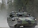 Schützenpanzer "Ulan" mit Barracuda-Tarnung. (Bild öffnet sich in einem neuen Fenster)