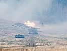 Die Panzerkompanie feuert aus allen Rohren. (Bild öffnet sich in einem neuen Fenster)