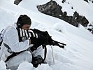 Militärische Aufgabenerfüllung - Scharfschießen im Hochgebirge. (Bild öffnet sich in einem neuen Fenster)