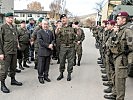 Der Bundespräsident überzeugte sich von der Einsatzfähigkeit der Soldaten. (Bild öffnet sich in einem neuen Fenster)