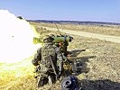 Eine Panzerabwehrlenkwaffe im Feuerkampf. (Bild öffnet sich in einem neuen Fenster)