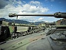 An den Eingängen werden Panzer als Roadblock aufgestellt. (Bild öffnet sich in einem neuen Fenster)
