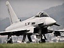Vorüben für die AIRPOWER: ein Eurofighter kurz vor dem Start in Zeltweg. (Bild öffnet sich in einem neuen Fenster)