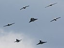 Die Formation mit allen jemals beim Heer eingesetzten Jets. (Bild öffnet sich in einem neuen Fenster)