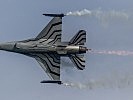 F-16 "Fighting Falcon". (Bild öffnet sich in einem neuen Fenster)