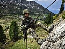 Die Soldaten trainieren bei der "Capricorn" unter anderem Alpintechniken. (Bild öffnet sich in einem neuen Fenster)