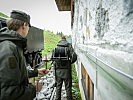 Kabelbau zur Sicherstellung der Fernmeldeverbindung im Übungsraum. (Bild öffnet sich in einem neuen Fenster)