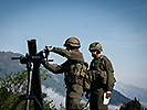 Schwere Granatwerfer unterstützen die Gebirgssoldaten