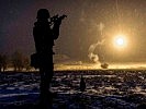 Gefechtsfeldbeleuchtung mit einem 40mm-Granatgewehr. (Bild öffnet sich in einem neuen Fenster)