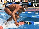 Hindernisschwimmen. (Bild öffnet sich in einem neuen Fenster)