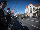 55 Tonnen Gewicht: Kampfpanzer Leopard 2A4. (Bild öffnet sich in einem neuen Fenster)